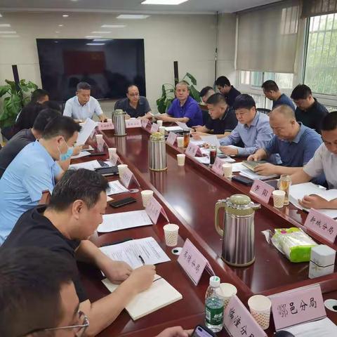 市自然资源和规划局召开执法监察工作推进会