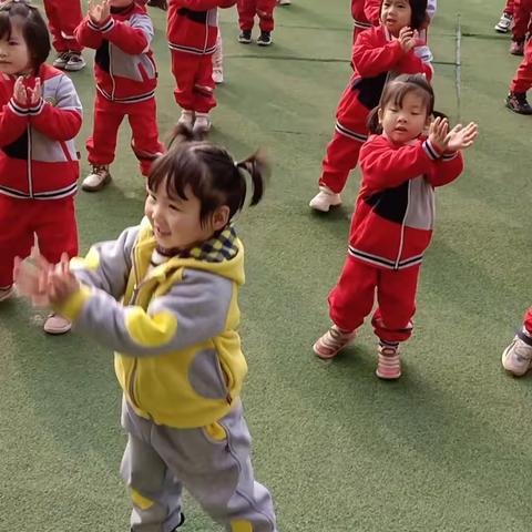 城南幼儿园小二班2月份活动总结