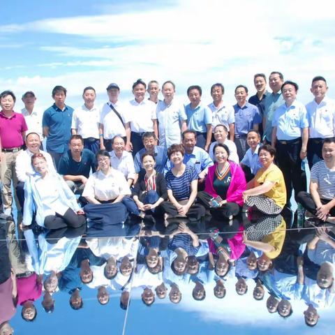 县林业局离退休支部到幕阜山国家森林公园开展党建活动