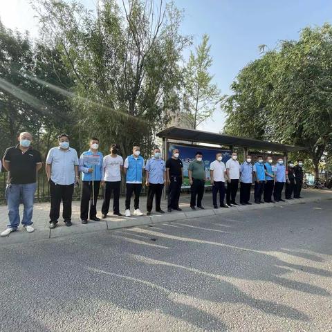 【乘车码打造绿色出行】客五分公司第十车队开展票务系统全面升级宣传指导活动