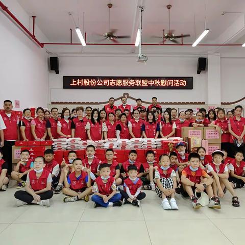 浓浓关爱情暖长者，志愿服务传递民心