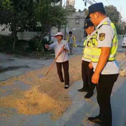 大荔县交通运输综合执法大队全力整治公路“牛皮藓”