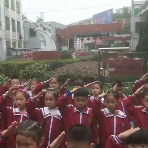 我是光荣的少先队——1906班