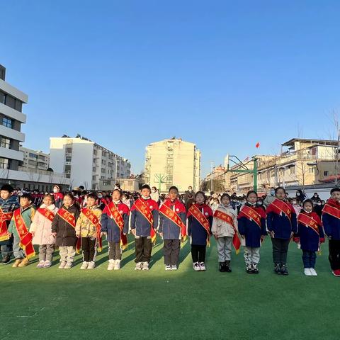 邳州市青年路小学第十四周升旗仪式