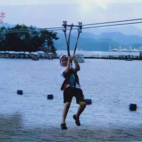 暑天八月欢乐行