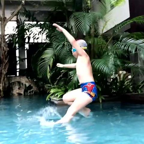 生意盎然 动感十足------小外孙运动集锦