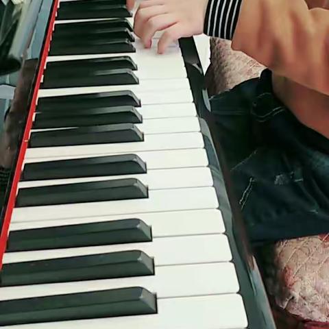 指尖艺术 —— 舞之恋艺术培训中心寒假集锦 钢琴课堂