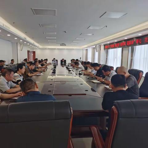 道路中心一至六支部共同开展以“学思想、强党性、重实践、建新功”为主题的迎“七一”主题党日活动