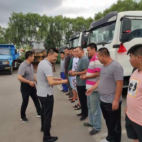 善其事先利其器--溪湖区住建局环卫新车上线运行