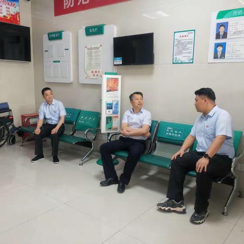 向阳支行开展“聚势同心，赢战盛夏”主题党日暨个贷专项营销活动