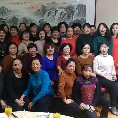 姐妹情深似海相聚2018春节