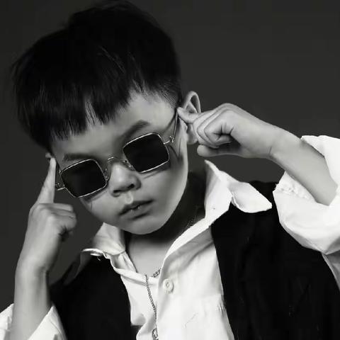 孙子初学街舞