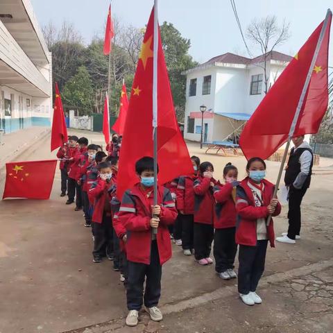 “情满童心，爱暖留守”——-梅港乡炭埠村留守儿童趣味运动会。
