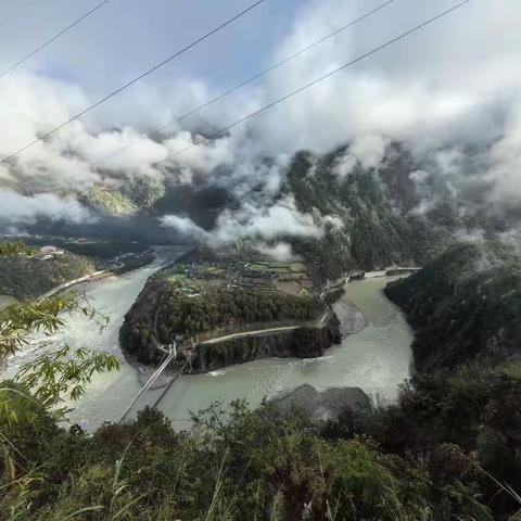 云南滇西北游： 怒江第一湾 丙中洛雾里村 茶马古道