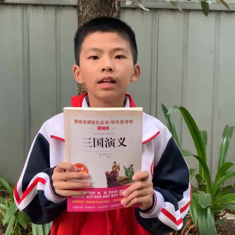 “不负韶华梦，读书正当时”覃塘街道中心小学四（5）班读书活动剪影