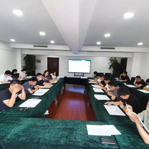 周末不休息，政策传到位—区商务局组织企业集中学习省市区一揽子政策