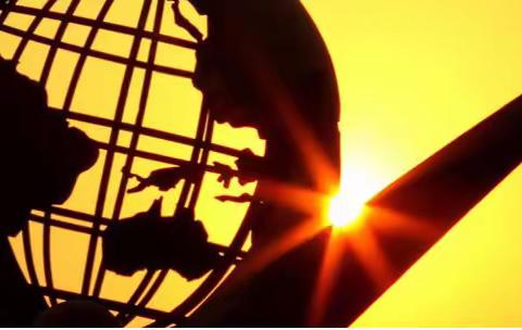 放眼世界（校庆之歌）