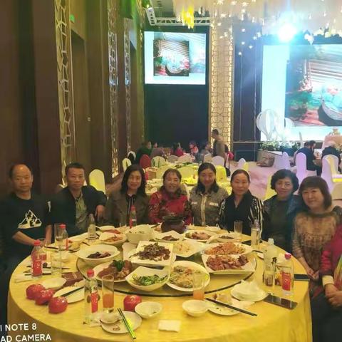 情聚梅城——大学同学参加李海红儿子婚礼纪实