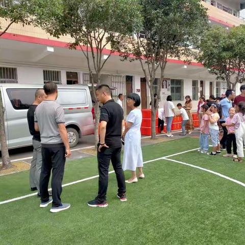 营养午餐，快乐午托——老河口市光未然小学午餐午托纪实