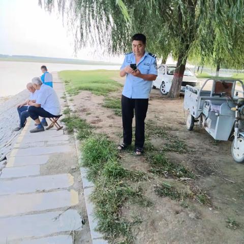 网格志愿者平安护夏
