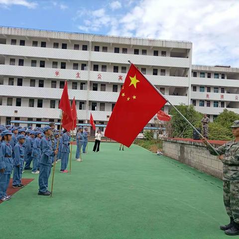 东白湖红色之旅实践营开营