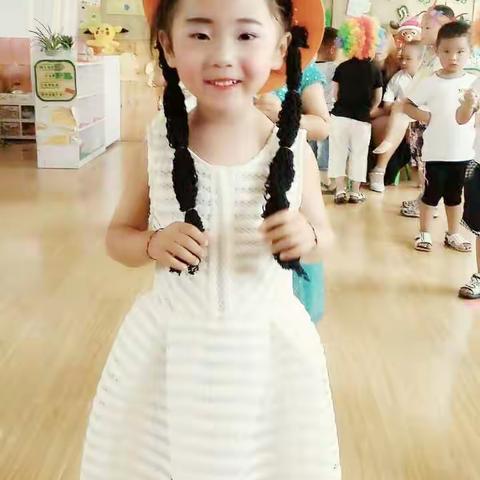 亲亲，我的宝贝！---家有千金一诺