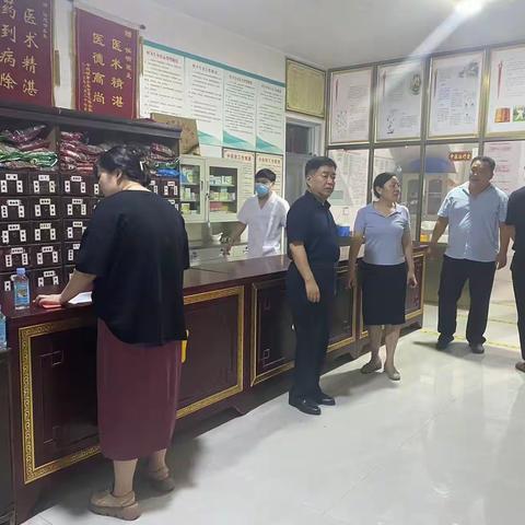半堤镇卫生院迎接市卫健委专家组对辖区省中医药特色村卫生室建设进行评估验收