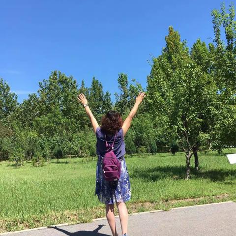 女人是世界上最美丽的花🌹