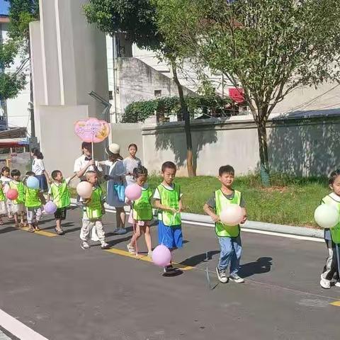 走进石齐，感悟成长——石齐学校与小精灵幼儿园开展幼儿衔接活动