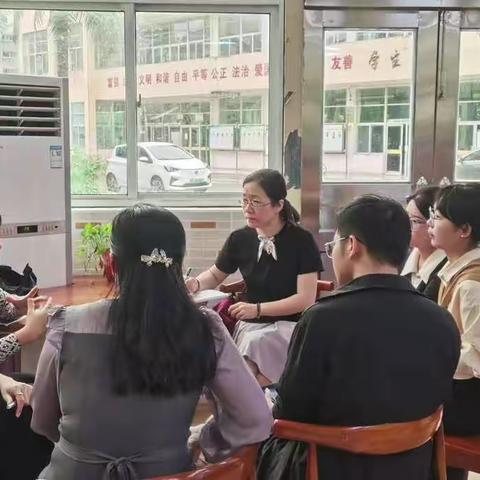 最好的时光在书里——记国兴中学初中语文组“课文经典朗读”活动