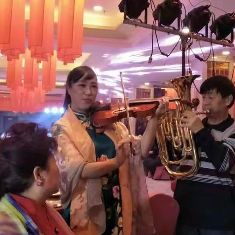 自娱自乐开心每一天