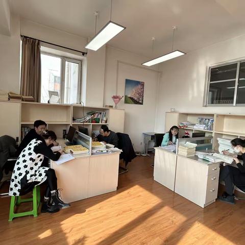 “语”你同行  教研筑梦