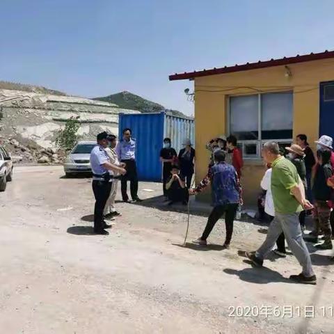 【东水分局】快速妥善处置一起涉企堵门堵路事件