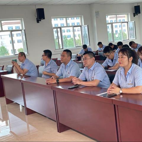 《阅辉煌历程·传精神力量》——习近平新时代中国特色社会主义思想职工诵读活动