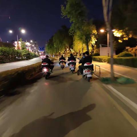 北坦城管开展夜间专项整治行动