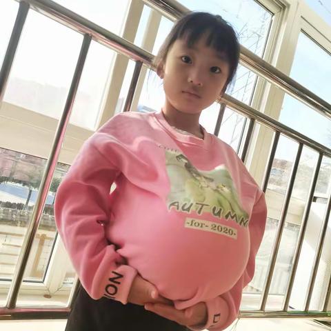 小脚丫幼儿园                                  K3A班感恩节活动💕