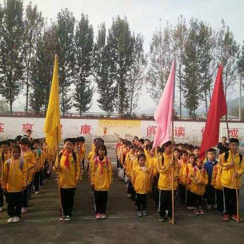 放飞心情  拥抱金秋