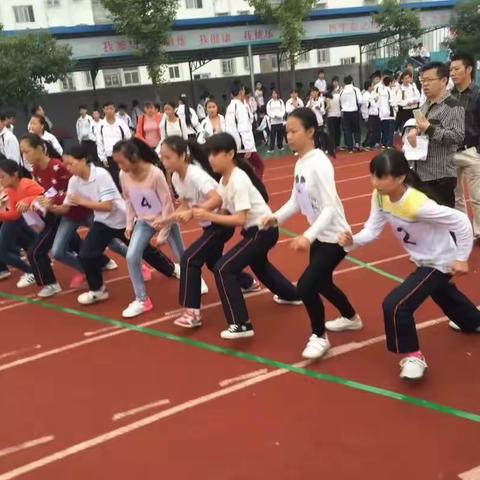 见证朝阳、点燃希望，沐浴风雨、铸就辉煌