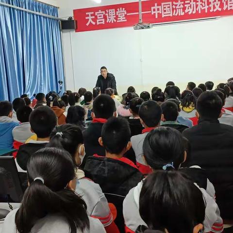 勤学终得榜上名，青春奋斗正当时 ——乔河初级中学七年级期中总结表彰大会