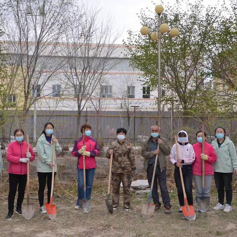 【我为群众办实事】“春风送暖催新绿·植树添绿践初心”