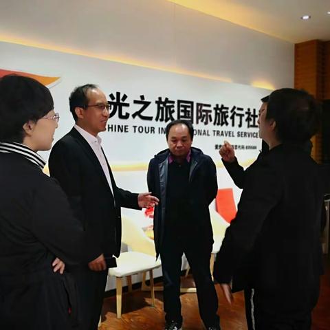 省文化和旅游厅离退休干部处调研员刘玉方一行“十一”假期到宣督导检查涉旅企业安全生产工作