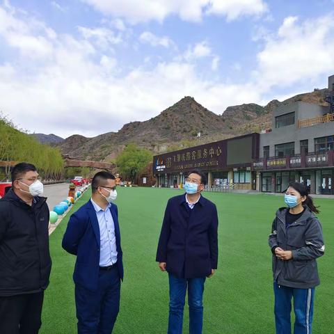 区政府党组副书记孙辉亮检查旅游景区关停情况