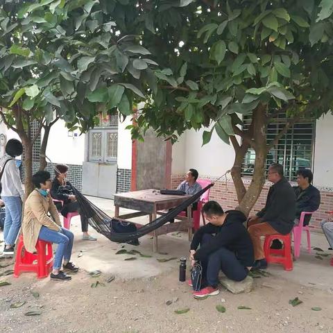布佛陈荣小队12月12号扶贫工作简报