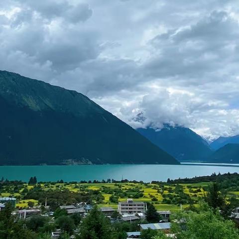 在巴松措想一想仙女