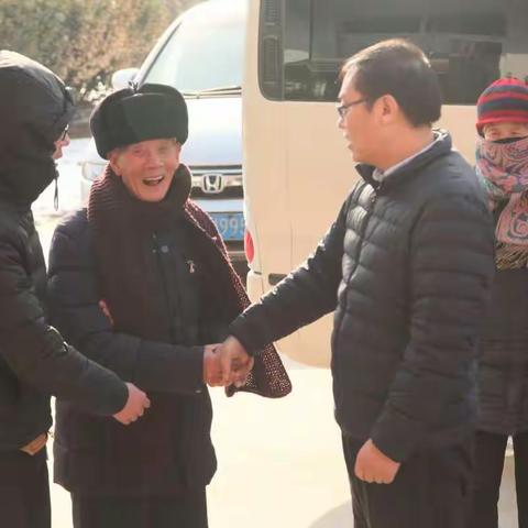 郑州市地方税务局稽查局走进登封李家沟村开展迎新春送温暖结对帮扶慰问活动