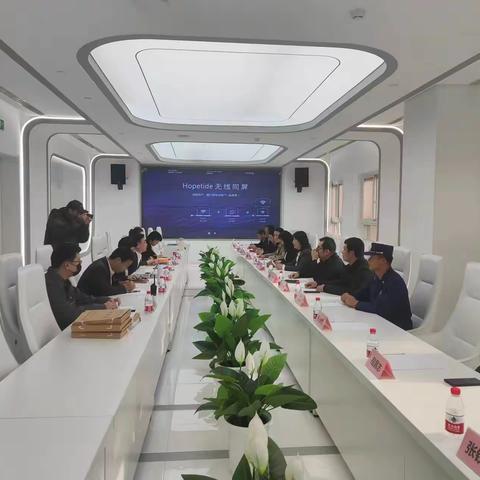 区人社局到紫竹院街道检查中关村人工智能学院安全生产工作