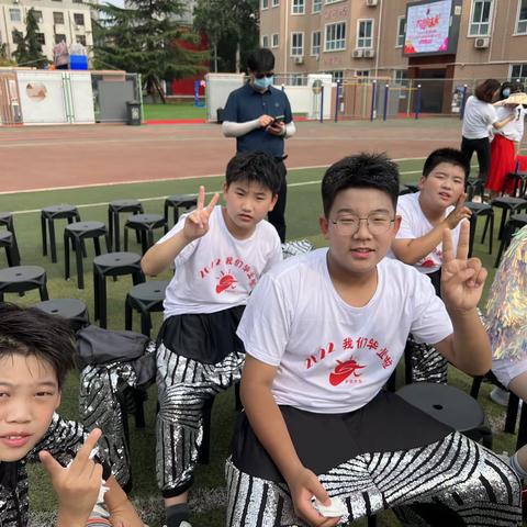 少友是那么的贫瘠