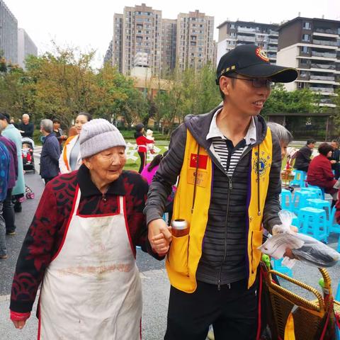 凤凰山街道金韦社区老协开展温暖重阳敬老月系列活动