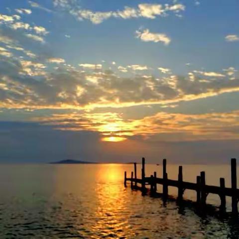 青岛会场村日出