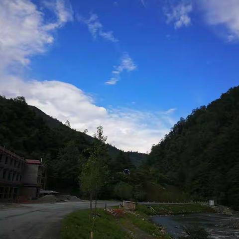 ②映秀-卧龙-邓生